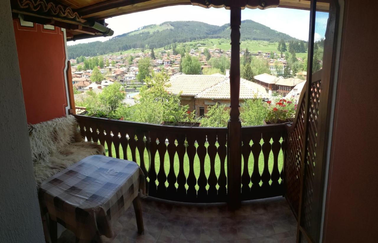 Hotel Радкината Къща à Koprivchtitsa Extérieur photo